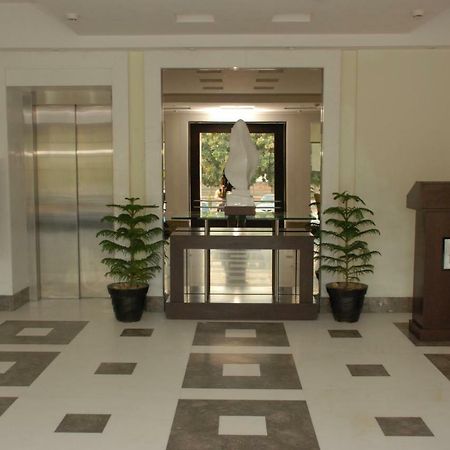 Hotel Western Court Чандигарх Экстерьер фото